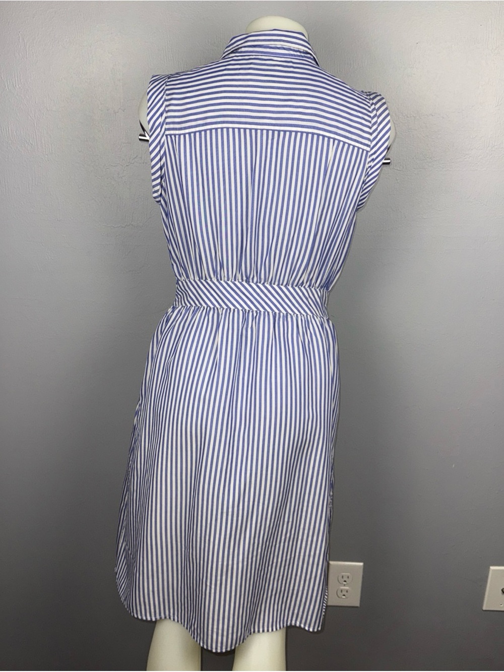 Banana Republic Classic Shirt Dress Womens 6 Blue White Stripe Nautical *READ - Picture 9 of 13